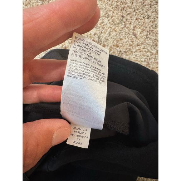 CHICOS Woman's Black Dress Pants size 2.5, Stretchy with Wide Waistband - Picture 11 of 11